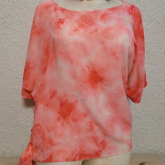 1002    SMALL AUM CUTURE  TOP BLOUSE  100% Silk - Picture 1 of 9